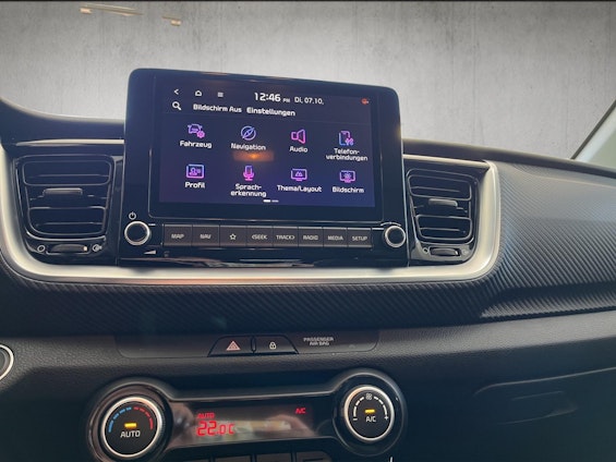 Vehicle image 15 Vehicle image 15