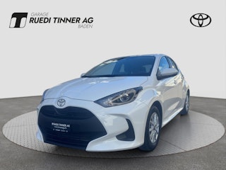 Vehicle image TOYOTA YARIS 0 Vehicle image TOYOTA YARIS 0