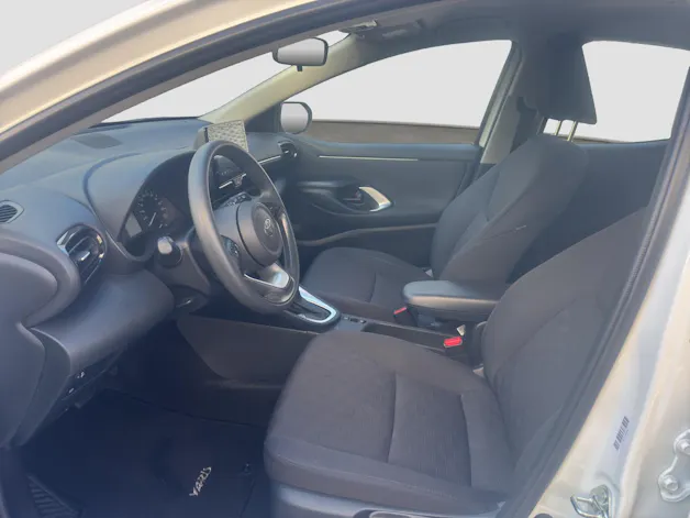 Toyota Yaris 1.5 VVT-i HSD Comfort