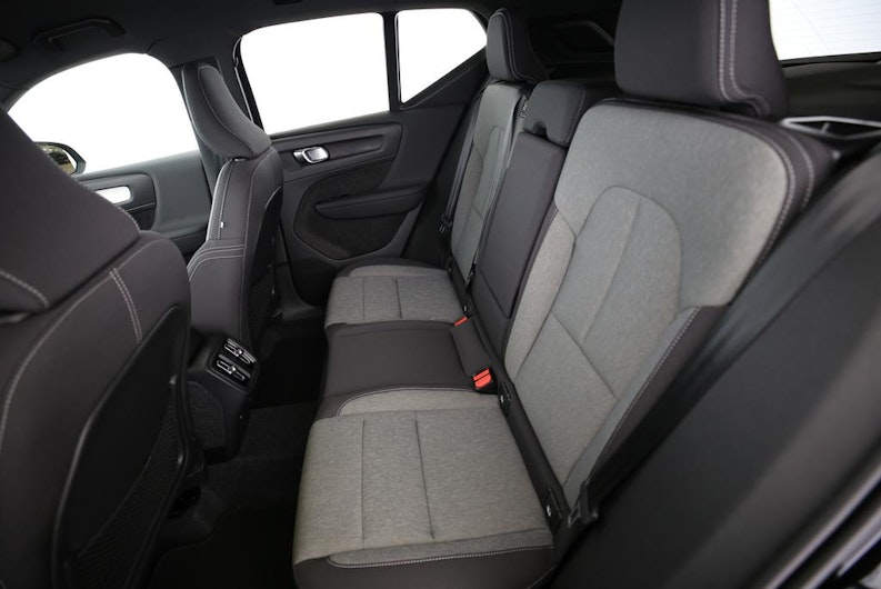 Vehicle image VOLVO XC40