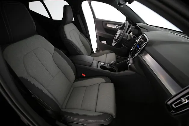 Volvo XC40 2.0 B3 MH XCITE