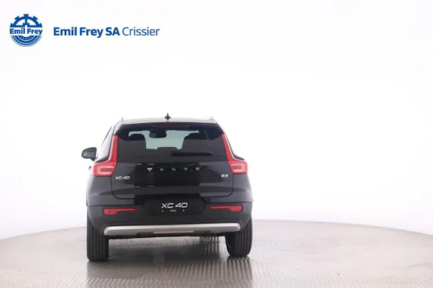 Volvo XC40 2.0 B3 MH XCITE