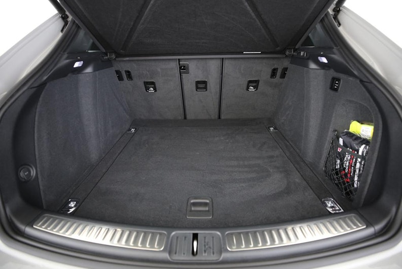 Vehicle image PORSCHE MACAN