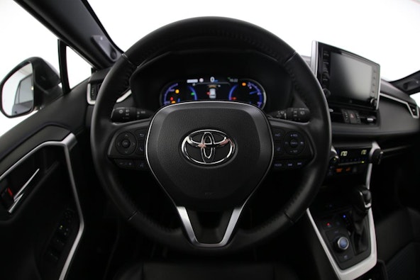 Vehicle image 5 Vehicle image 5