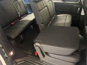 Hyundai Staria Wagon 1.6 T-GDi HEV Vertex