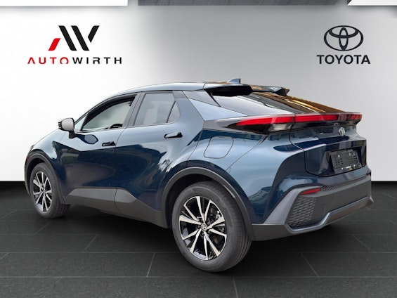 Vehicle image 6 Vehicle image 6