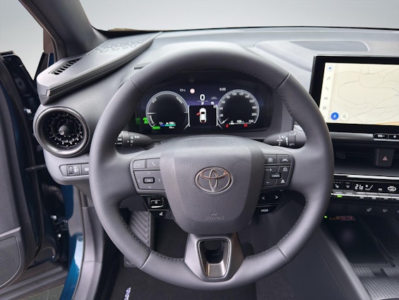 Vehicle image 9 Vehicle image 9