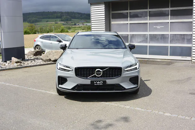 Volvo V60 2.0 T6 TE Plus Dark eAWD