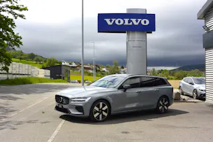 Volvo V60 2.0 T6 TE Plus Dark eAWD