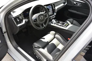 Volvo V60 2.0 T6 TE Plus Dark eAWD