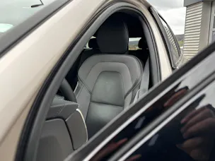 Volvo V60 2.0 B5 Ultimate Dark AWD