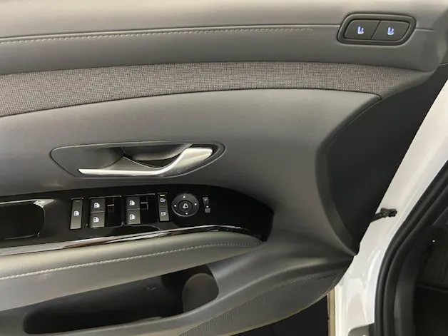 Hyundai Tucson 1.6 T-GDi HEV Vertex Swiss Edition 4WD