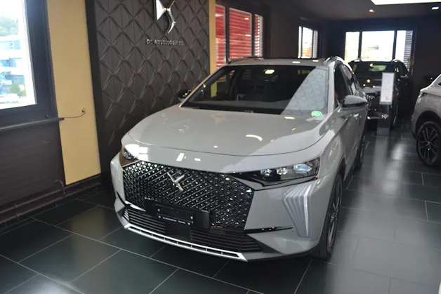 DS Automobiles 7 1.6 E-Tense Jules Verne 4x4