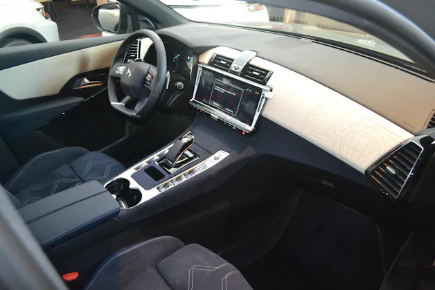DS Automobiles 7 1.6 E-Tense Jules Verne 4x4