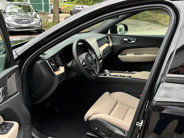 Volvo XC60 2.0 T8 TE Ultra Dark eAWD