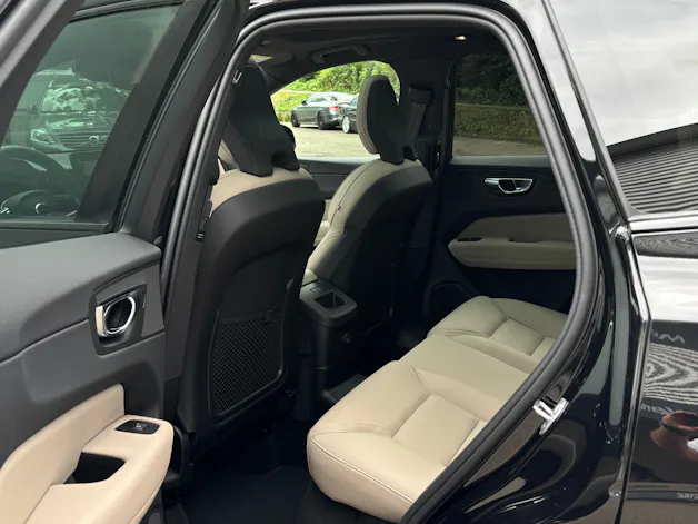 Volvo XC60 2.0 T8 TE Ultra Dark eAWD