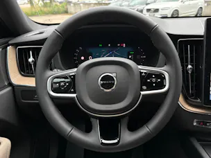 Volvo XC60 2.0 T8 TE Ultra Dark eAWD
