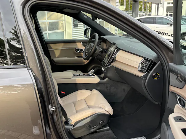 Volvo XC90 2.0 T8 TE Ultra Dark eAWD