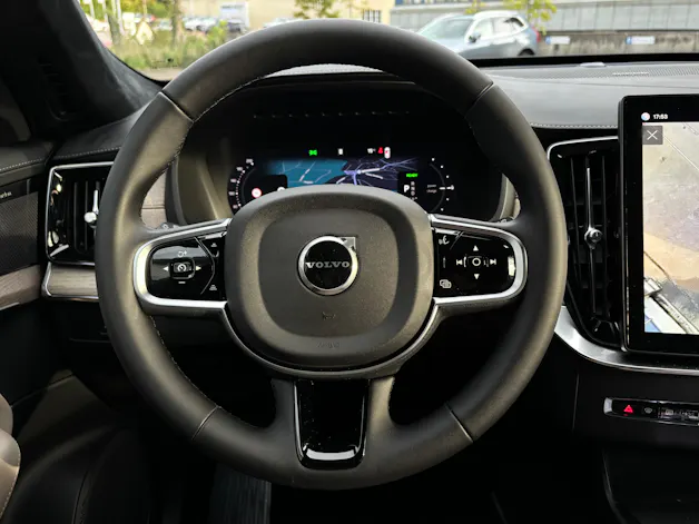 Volvo XC90 2.0 T8 TE Ultra Dark eAWD