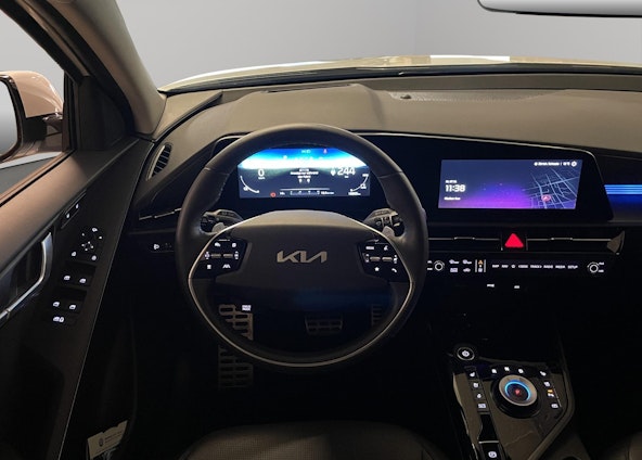 Vehicle image 9 Vehicle image 9