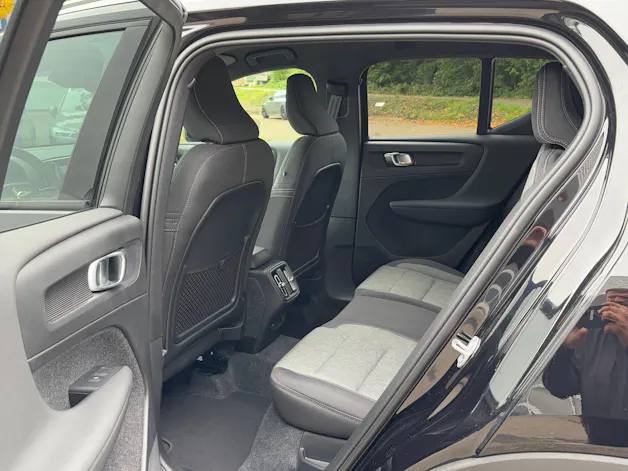 Volvo XC40 2.0 B3 MH XCITE