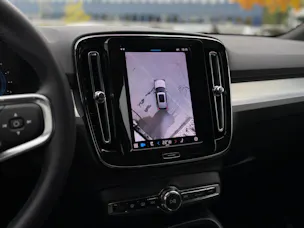 Volvo XC40 2.0 B3 MH XCITE