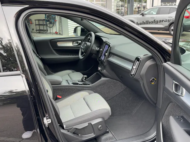 Volvo XC40 2.0 B3 MH XCITE