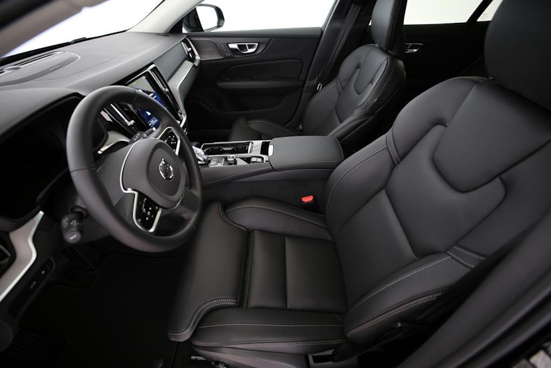 Vehicle image VOLVO V60