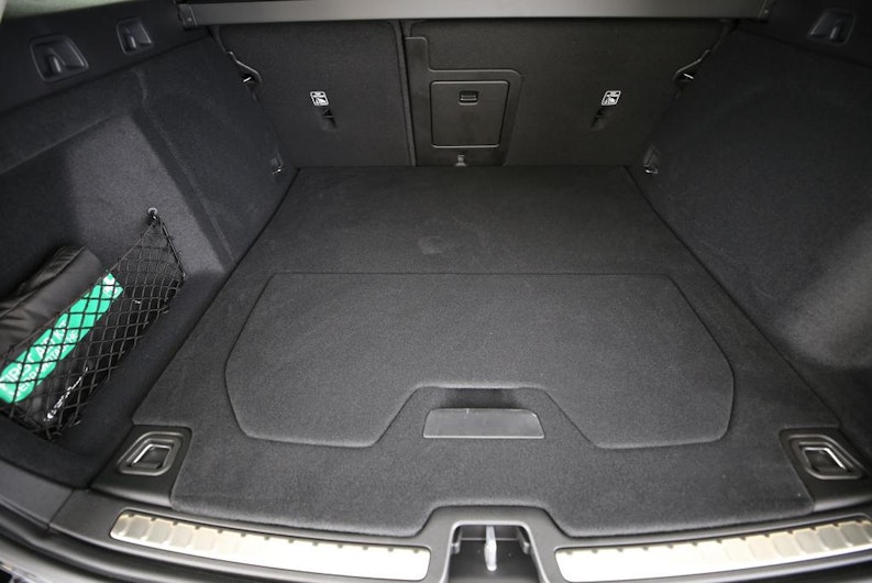 Vehicle image VOLVO V60