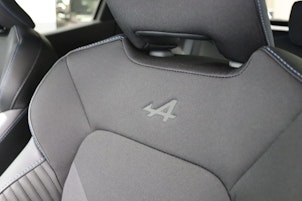 Vehicle image RENAULT Clio 1.6 E-Tech esprit Alpine