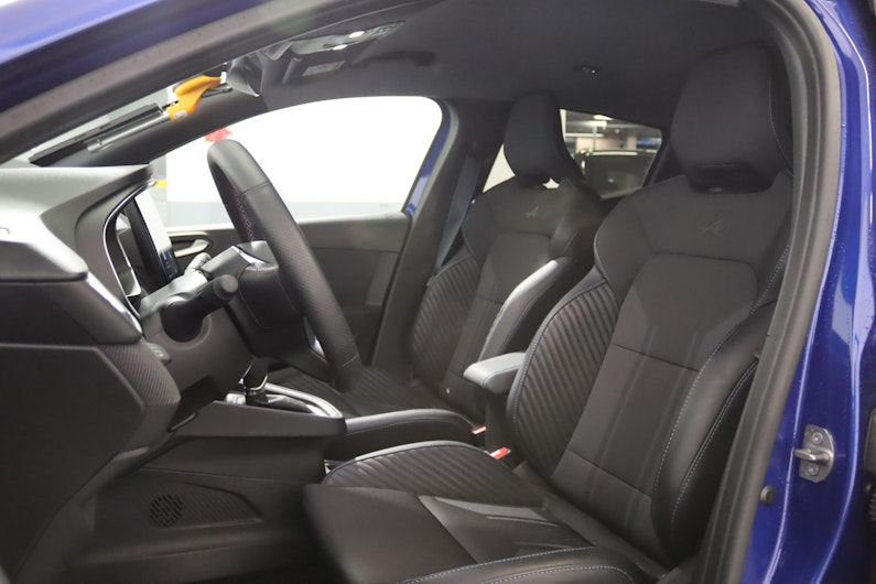 Vehicle image RENAULT CLIO