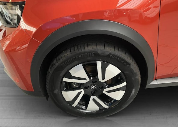 Vehicle image 9 Vehicle image 9