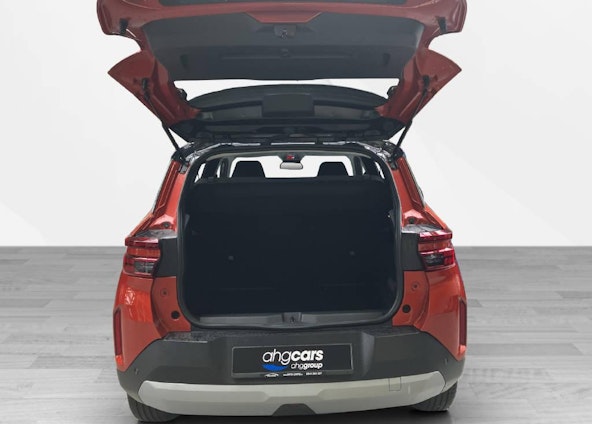 Vehicle image 8 Vehicle image 8