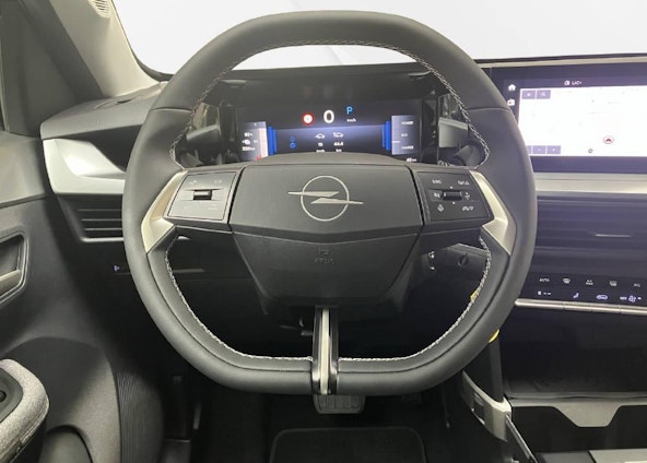 Vehicle image 5 Vehicle image 5