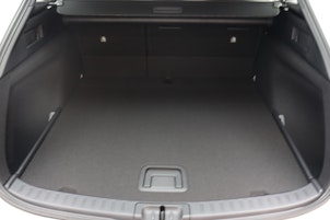 Vehicle image TOYOTA Corolla Touring Sports 1.8 HSD Comfort