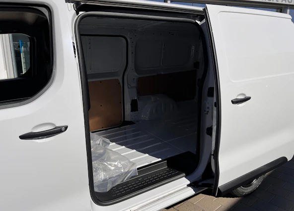 image du véhicule 9 image du véhicule 9