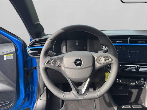 Vehicle image 5 Vehicle image 5