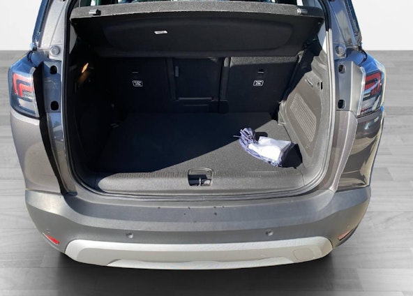 Vehicle image 8 Vehicle image 8