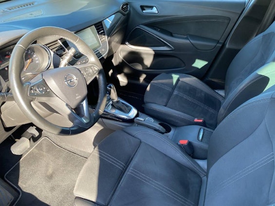 Vehicle image 4 Vehicle image 4