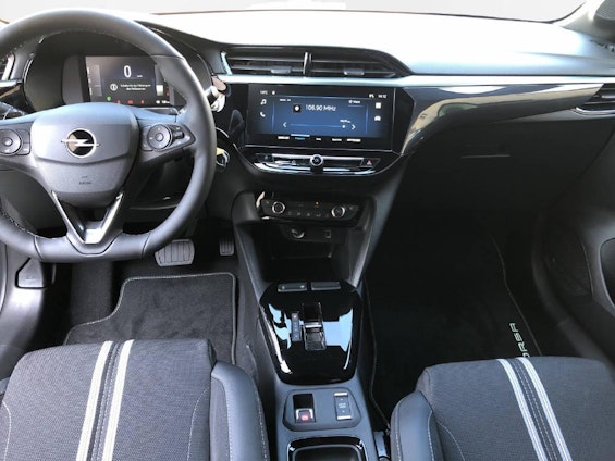 Vehicle image 6 Vehicle image 6