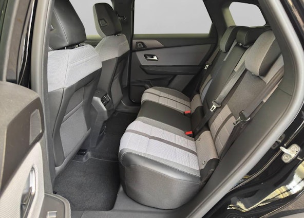 Vehicle image 7 Vehicle image 7