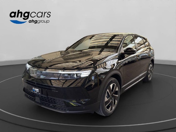 First vehicle image First vehicle image