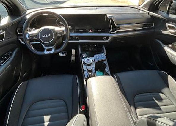 Vehicle image 8 Vehicle image 8