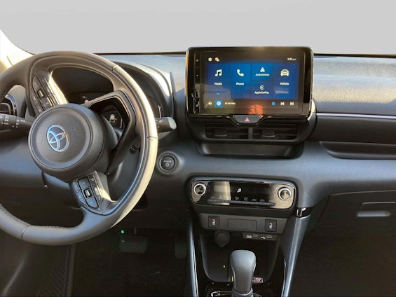 Vehicle image 5 Vehicle image 5