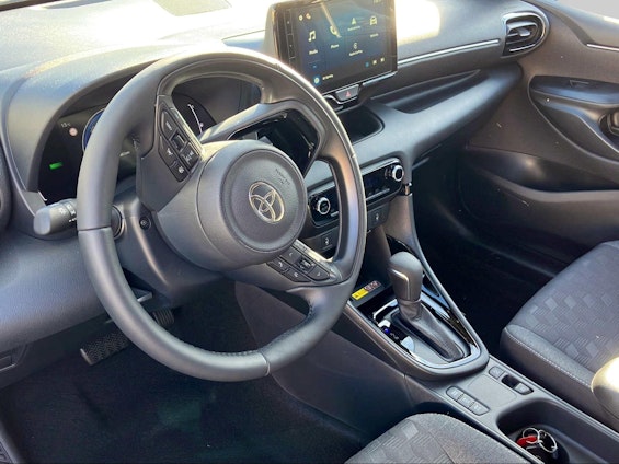 Vehicle image 2 Vehicle image 2