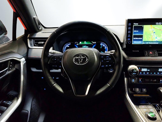 Vehicle image 10 Vehicle image 10