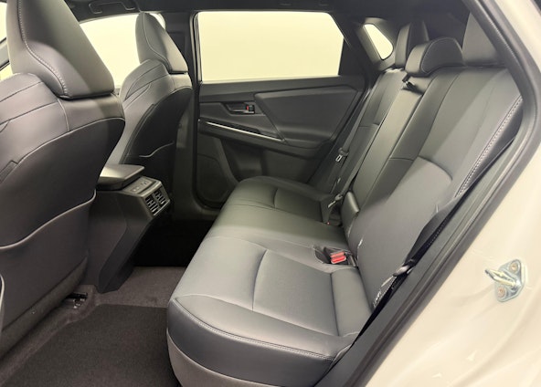 Vehicle image 5 Vehicle image 5