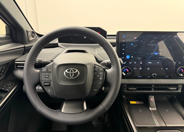 Vehicle image 8 Vehicle image 8