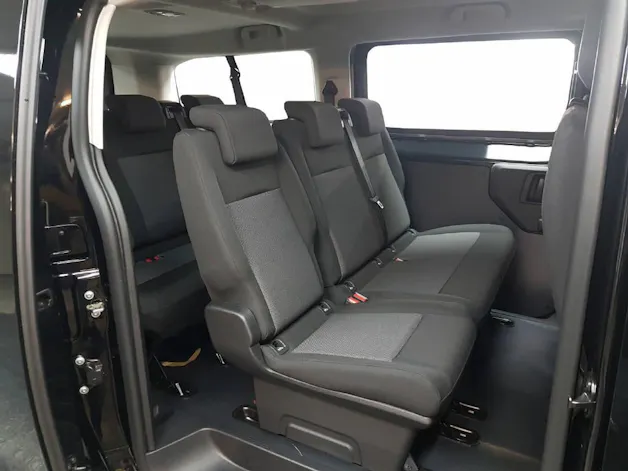 Opel Vivaro Kombi 2.9t XL 2.0 177 9-Plätzer