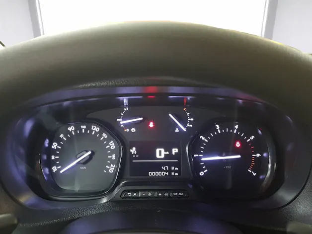 Opel Vivaro Kombi 2.9t XL 2.0 177 9-Plätzer